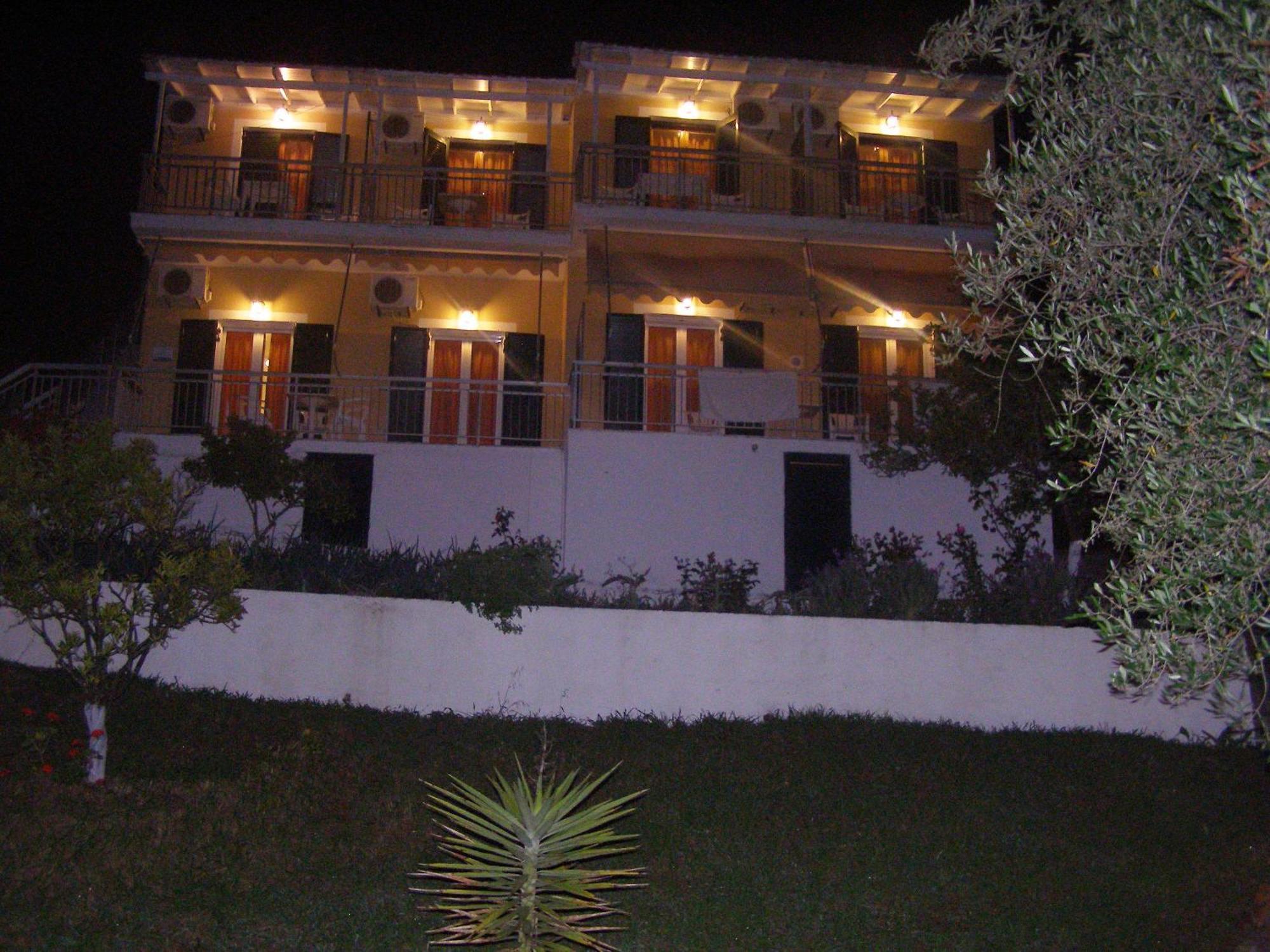 Evridiki Apartments Mesongi Ngoại thất bức ảnh
